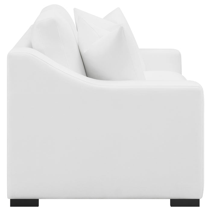 Ashlyn Loveseat