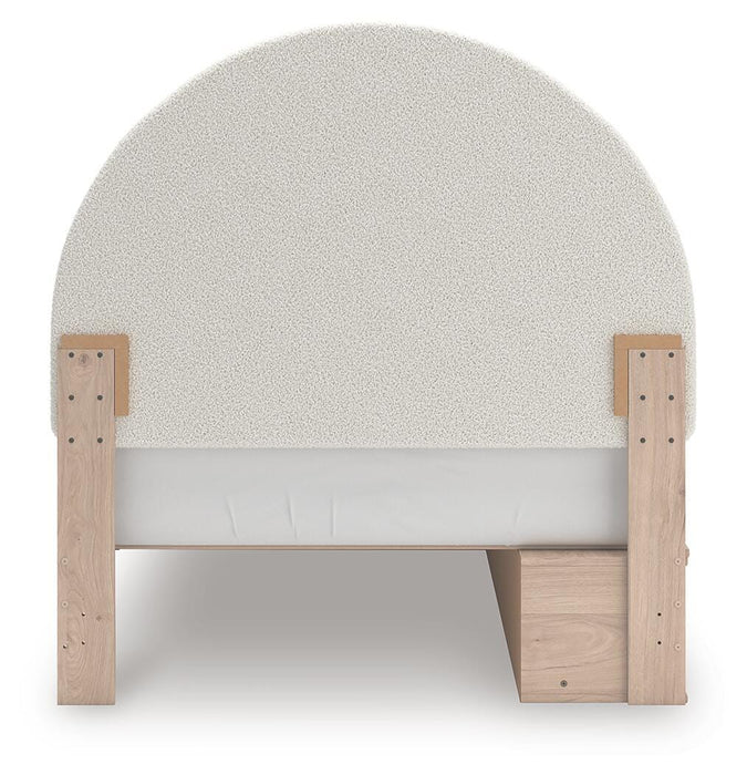 Arloster Upholstered Bed